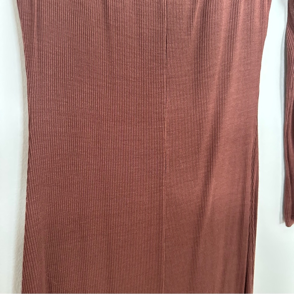 Brown Ribbed Off Shoulder Long Sleeve Maternity Maxi Dress - Picture 6 of 7